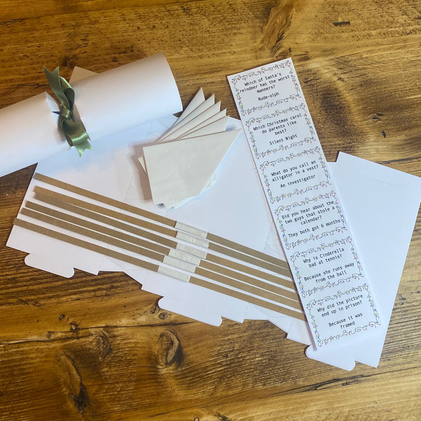 DIY Make Your Own White Christmas Cracker Kit