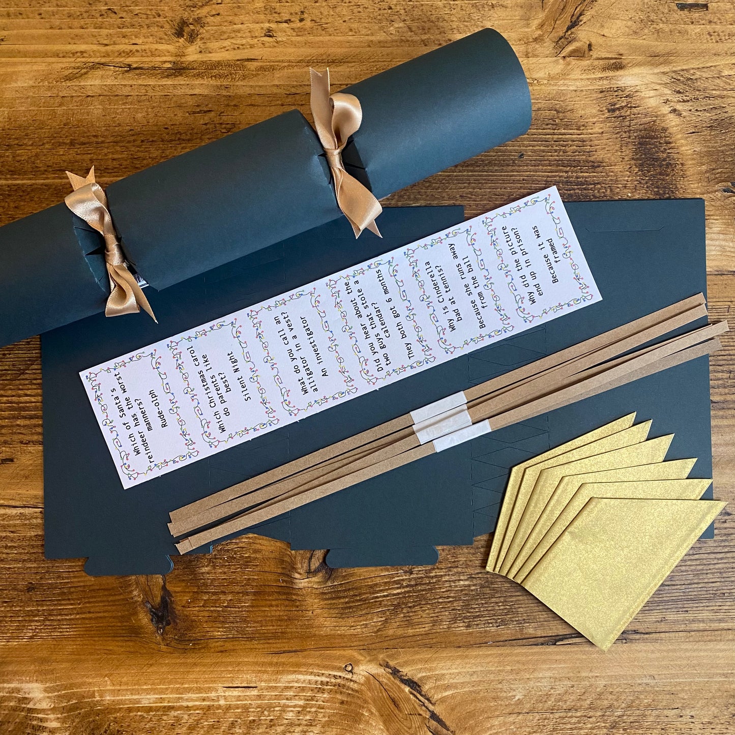 DIY Make Your Own Dark Green Christmas Cracker Kit