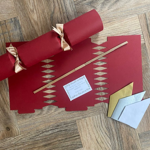 Red DIY Christmas Cracker Kit — Traditional Christmas Table