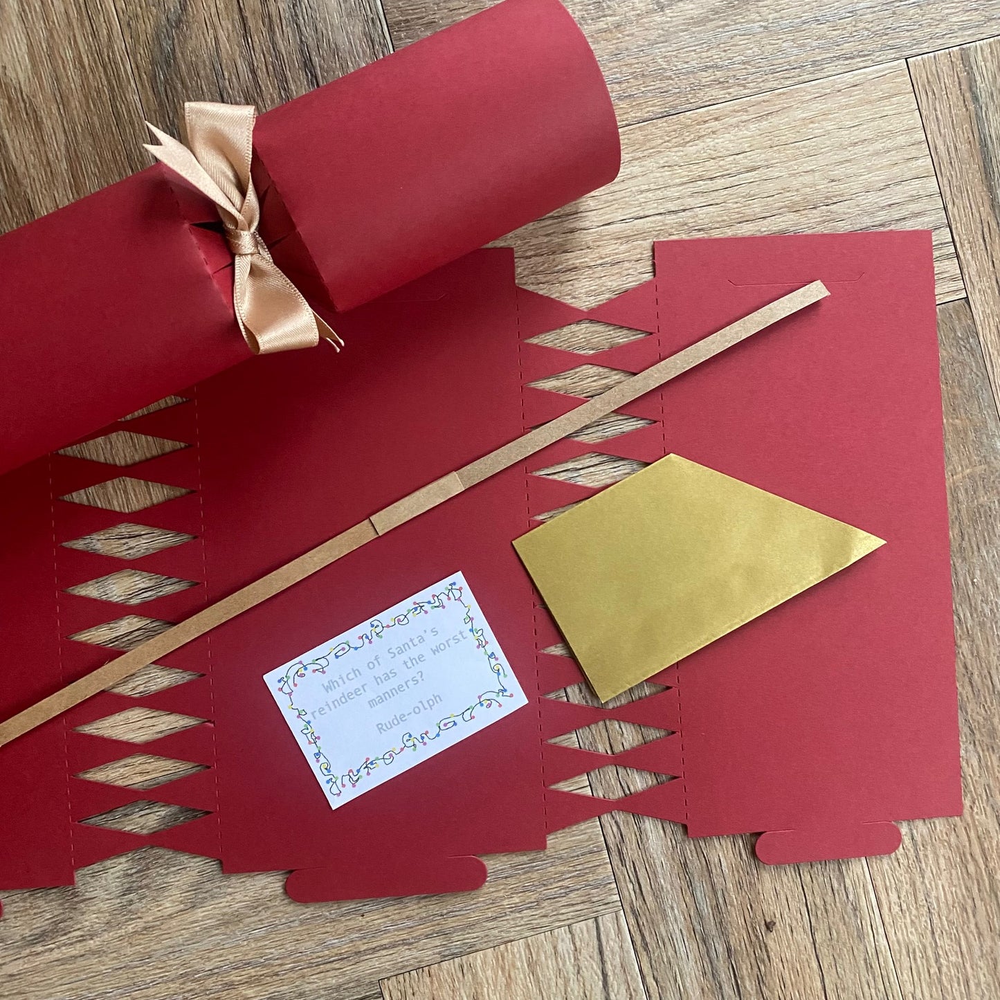 Red DIY Christmas Cracker Kit — Traditional Christmas Table
