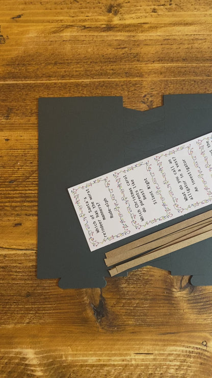 DIY Make Your Own Dark Green Christmas Cracker Kit